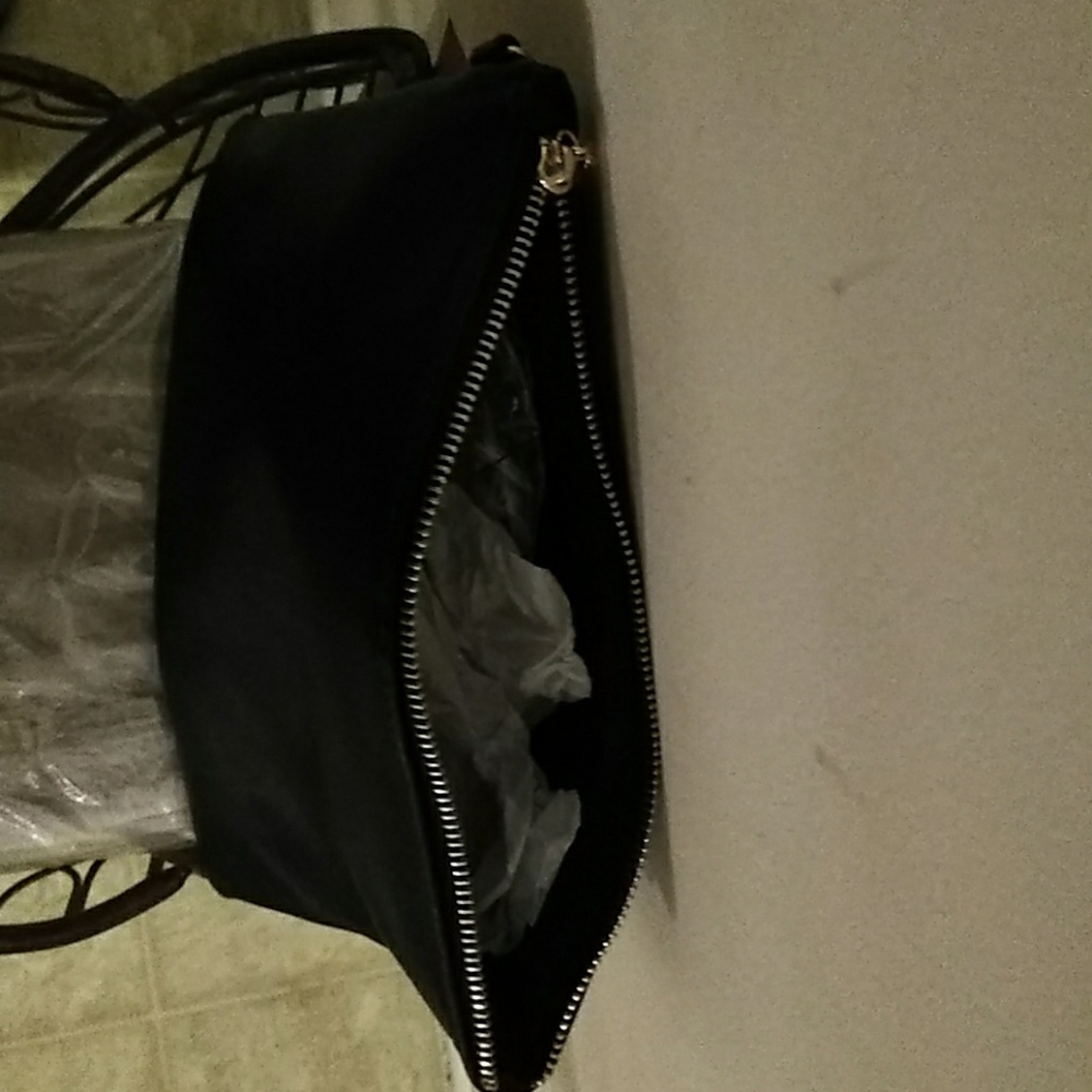 Purse - Picture 5 of 7